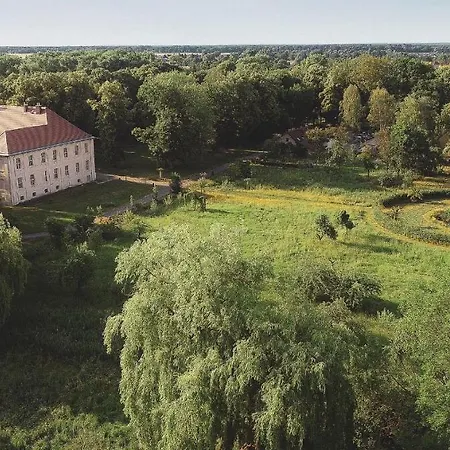 Wohnen-Im-Schlosspark-Bienenwohnung-Ii Oberkraemer